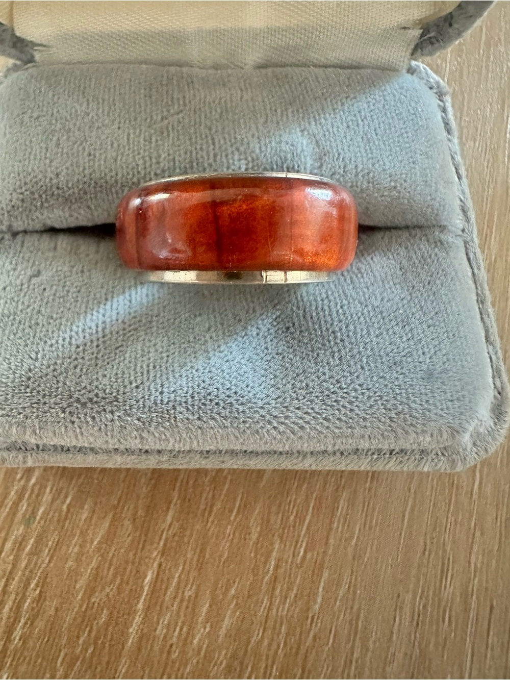 Retro 70s Amber Resin Band 8.5